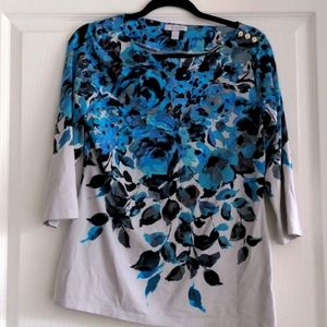 Floral half sleeve top. Size-S